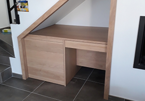 Bureau sous escalier en…